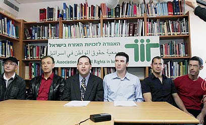 Celebrating their victory (Photo: Haim Zach) - 31.7 kb Celebrating their victory (Photo: Haim Zach) - 31.7 kb